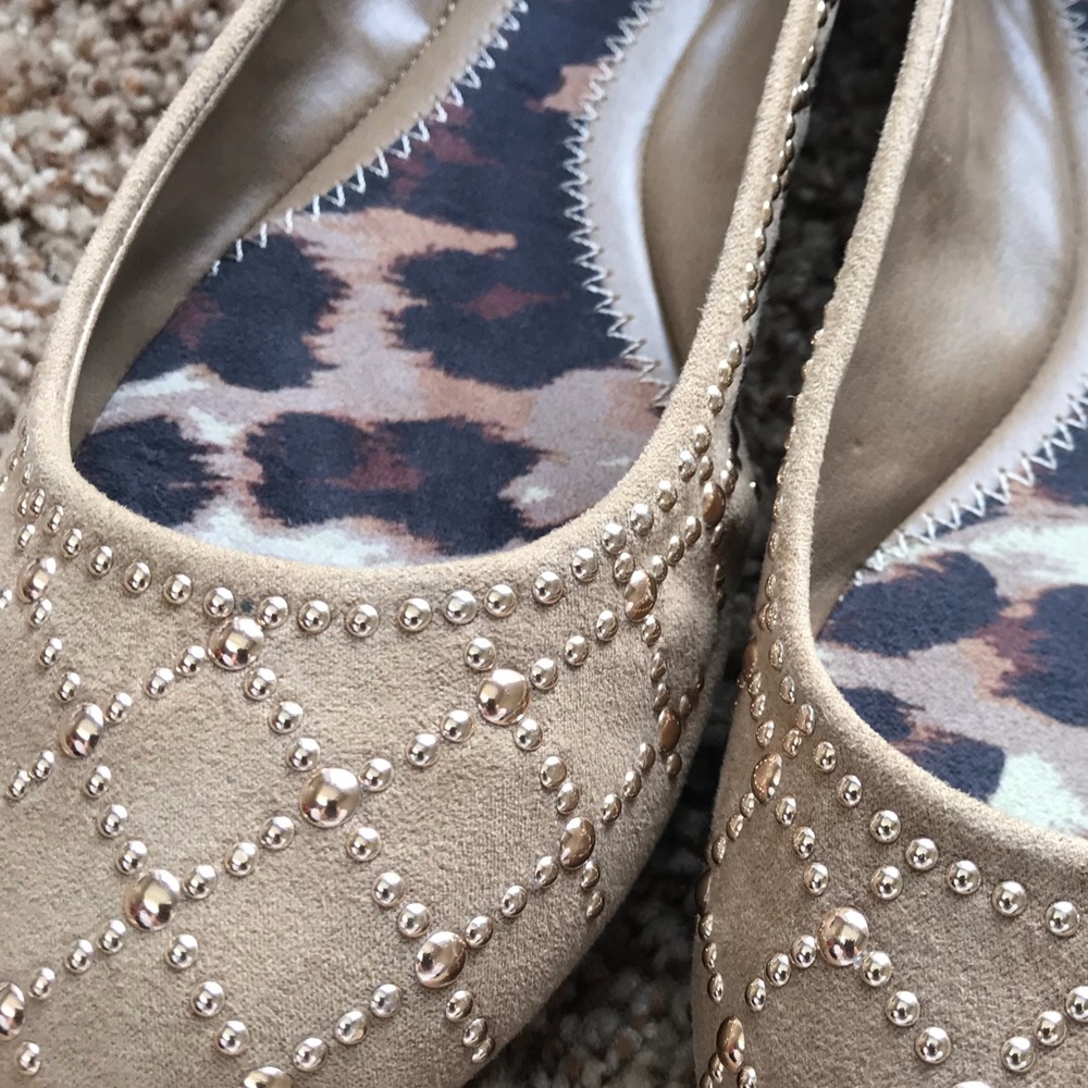 Gianni Bini Almond Flats